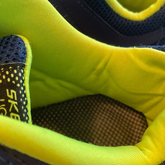 Sketchers boys runners - size 3Y - Picture 9 of 9